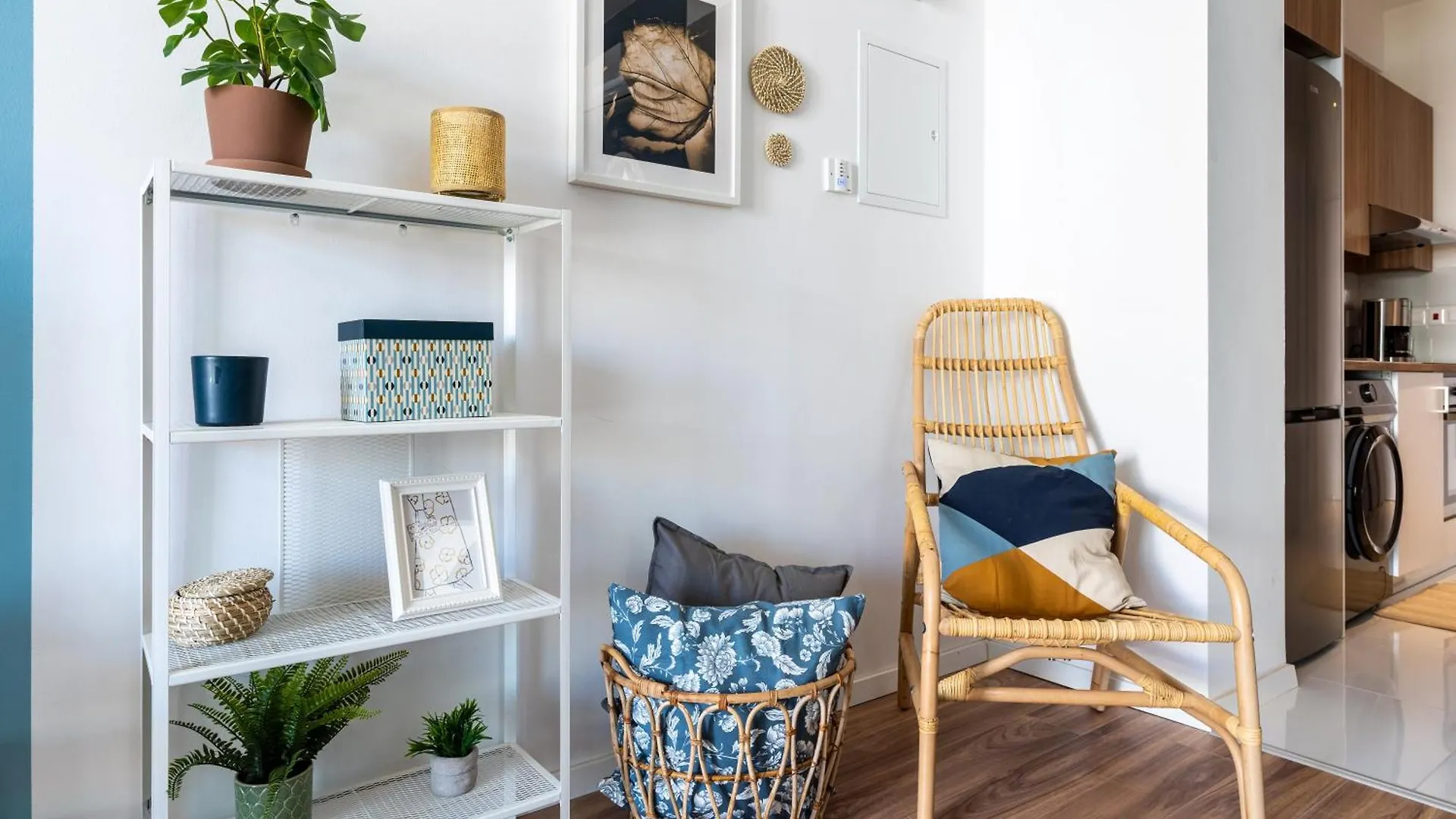 Hue 1-Bedroom Apartment In Larnaca